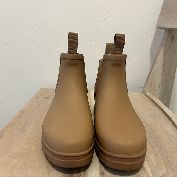 Everlane Rain Boots Womens 8 Chelsea Tawny Brown Rubber Slip on Heavy Anti Slip - Picture 3 of 11